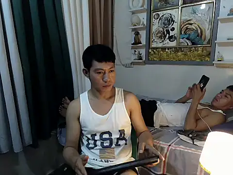 xfuckerboyx online show from 08/04/26, 03:32
