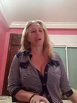 Snapshot of Adinashow12 chatting on 03/02/26, 08:15 Adinashow12 online show from 03/02/26, 08:15