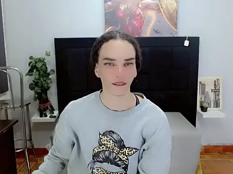 sora jun online show from 02/18/26, 01:29