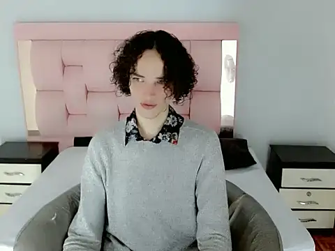 sora jun online show from 04/03/26, 12:25