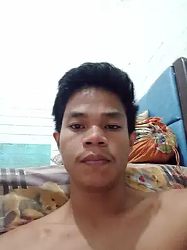 Snapshot of Tengkuis44 chatting on 08/03/26, 10:46 Tengkuis44 online show from 08/03/26, 10:46