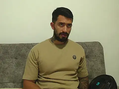 Snapshot of MalickBlack9 chatting on 01/07/26, 12:46 MalickBlack9 online show from 01/07/26, 12:46