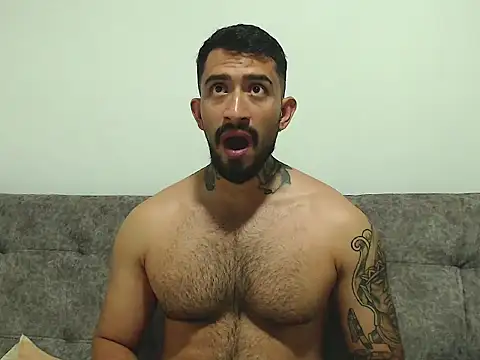 Snapshot of MalickBlack9 chatting on 01/15/26, 10:13 MalickBlack9 online show from 01/15/26, 10:13