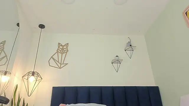 mayaevansmg online show from 02/04/26, 12:22