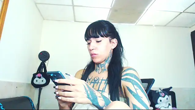jazmin wolf online show from 05/22/26, 05:18