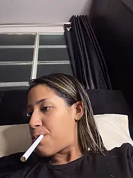 Snapshot of vicky_bass_ chatting on 06/21/26, 03:31 vicky bass online show from 06/21/26, 03:31