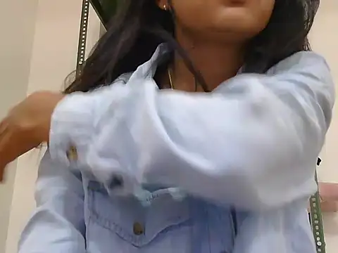 hina 001 online show from 02/01/26, 06:34