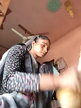 lodhi8080 online show from 02/08/26, 08:18