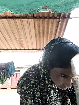 lodhi8080 online show from 02/10/26, 10:52