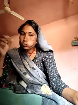 lodhi8080 online show from 04/12/26, 08:19