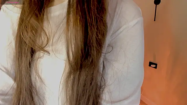 Aiko mainee online show from 02/19/26, 03:13