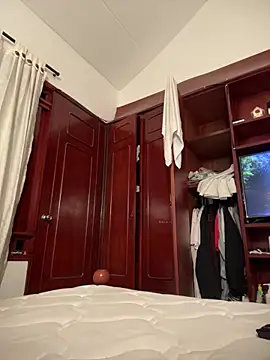 diosa cristal  online show from 03/15/26, 03:56