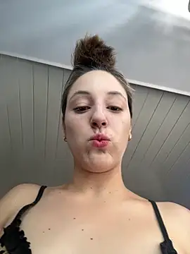 lriana miller online show from 03/19/26, 08:24