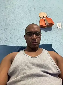 Snapshot of Betobob chatting on 03/03/26, 02:39 Betobob online show from 03/03/26, 02:39