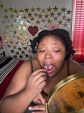 Chocolatebunnyxx96 online show from 02/13/26, 04:58