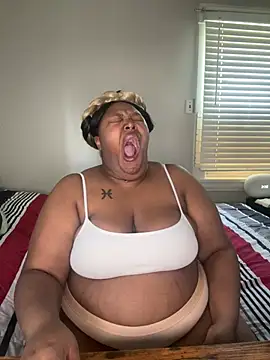 Chocolatebunnyxx96 online show from 04/02/26, 06:38