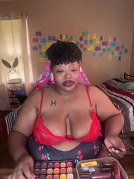 Chocolatebunnyxx96 online show from 05/15/26, 07:10
