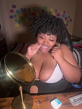 Chocolatebunnyxx96 online show from 05/22/26, 02:51