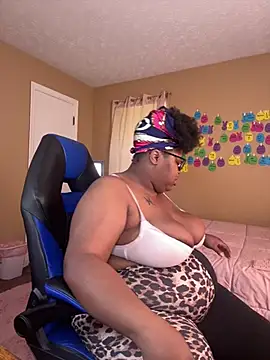 Chocolatebunnyxx96 online show from 05/29/26, 02:37