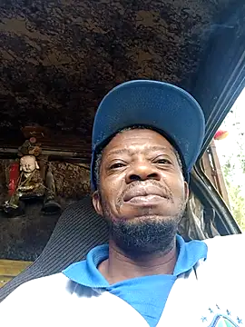 Negaomalinha1 online show from 04/29/26, 03:05