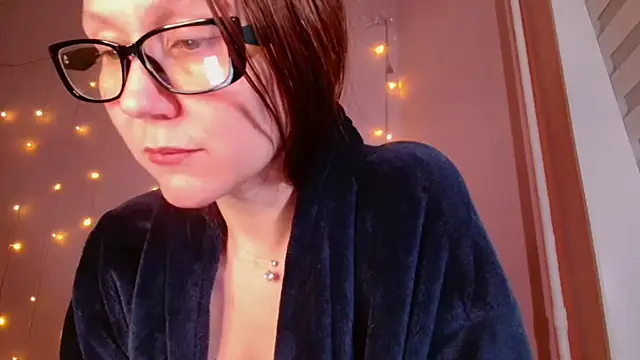 Snapshot of MelanyOxx chatting on 01/18/26, 01:53 MelanyOxx online show from 01/18/26, 01:53