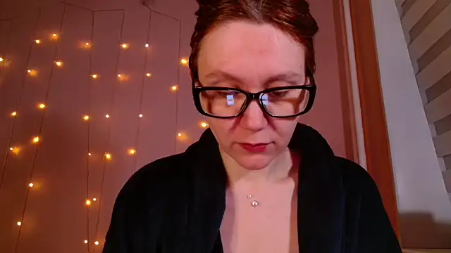 Snapshot of MelanyOxx chatting on 01/19/26, 12:14 MelanyOxx online show from 01/19/26, 12:14