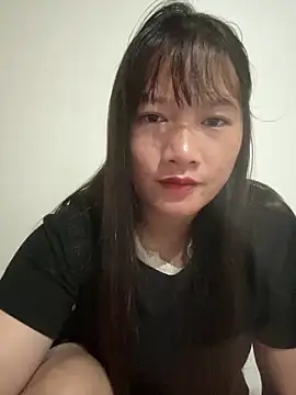 Suni-ii online show from 04/18/26, 11:27