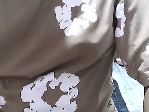 Snapshot of Ellatin15 chatting on 03/02/26, 10:55 Ellatin15 online show from 03/02/26, 10:55