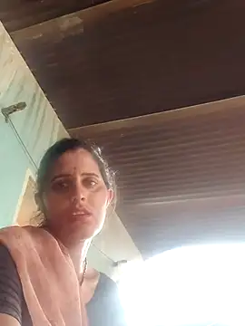 Snapshot of Bhavna8080 chatting on 07/17/26, 10:22 Bhavna8080 online show from 07/17/26, 10:22