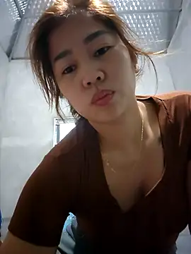 Snapshot of Comebaby-077 chatting on 01/06/26, 01:09 Comebaby-077 online show from 01/06/26, 01:09