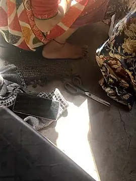 Snapshot of Cupalshow123 chatting on 01/14/26, 08:31 Cupalshow123 online show from 01/14/26, 08:31