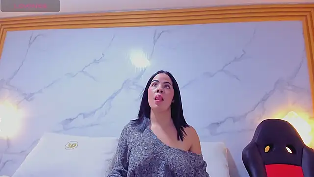 Snapshot of melanie_gale chatting on 01/14/26, 03:23 melanie gale online show from 01/14/26, 03:23