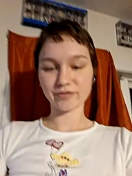 Snapshot of SugarNCinnamon chatting on 05/16/26, 12:18 SugarNCinnamon online show from 05/16/26, 12:18