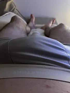 Snapshot of Iconnue chatting on 02/24/26, 09:24 Iconnue online show from 02/24/26, 09:24