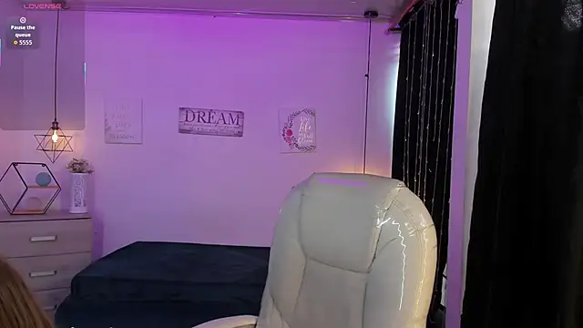 Kendry fox420  online show from 02/08/26, 07:06