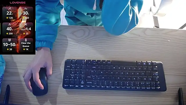 Nicolleth tk online show from 03/06/26, 03:14