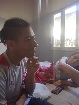 Rodrigohernan19 online show from 04/14/26, 03:29