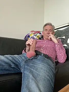 Pierre4tjyxx online show from 02/22/26, 12:15