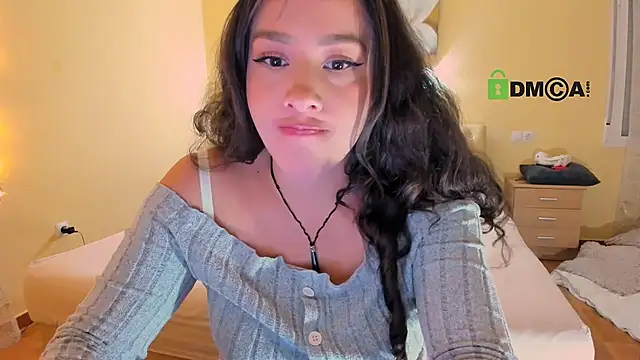 juliiaroberts online show from 03/31/26, 03:08