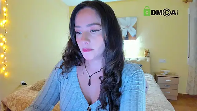 juliiaroberts online show from 04/11/26, 03:44