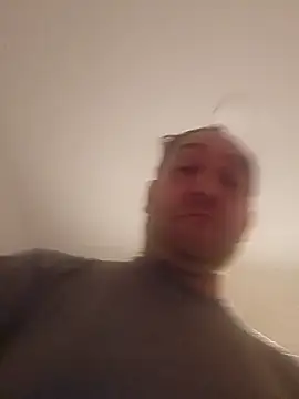 Snapshot of Poseidone76 chatting on 01/06/26, 09:18 Poseidone76 online show from 01/06/26, 09:18