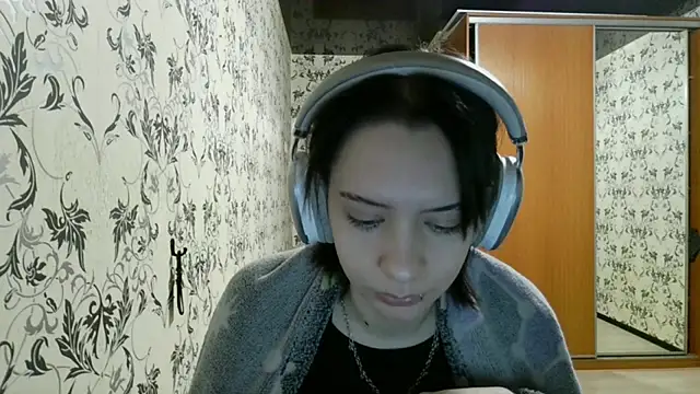 LxayBloom online show from 04/15/26, 02:40