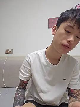 Snapshot of your-cake chatting on 05/26/26, 02:35 your-cake online show from 05/26/26, 02:35