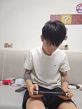 Snapshot of your-cake chatting on 05/27/26, 12:57 your-cake online show from 05/27/26, 12:57