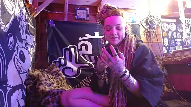 spiralhokkaido23 online show from 03/10/26, 02:22