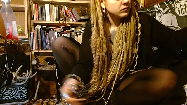 spiralhokkaido23 online show from 03/31/26, 08:48