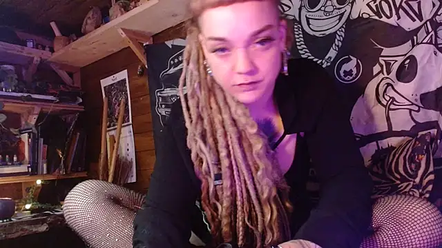 spiralhokkaido23 online show from 04/13/26, 08:53