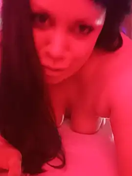 Snapshot of daaibabyxxx chatting on 07/28/26, 02:35 daaibabyxxx online show from 07/28/26, 02:35