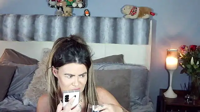 Snapshot of ScottishIvy chatting on 02/06/26, 07:39 ScottishIvy online show from 02/06/26, 07:39