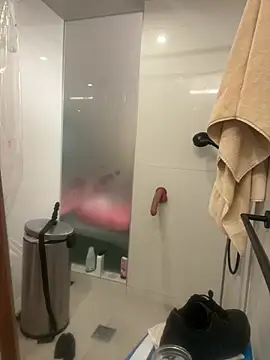 8plus4u2 online show from 01/12/26, 05:12